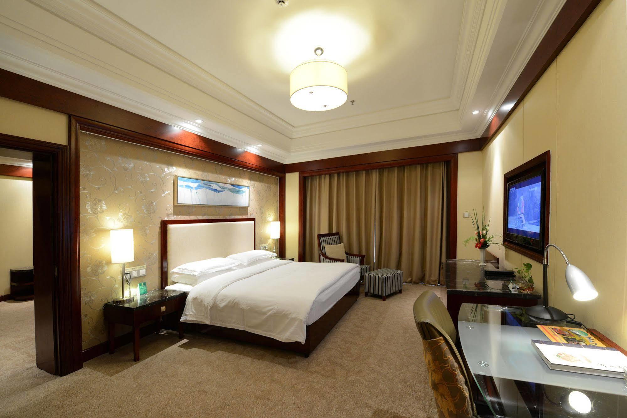Nantong Wenfeng Hotel Exterior photo