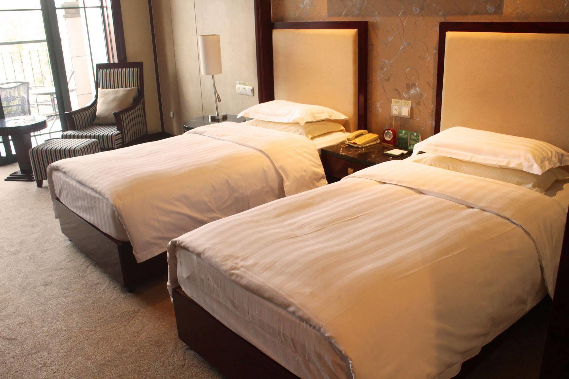 Nantong Wenfeng Hotel Exterior photo
